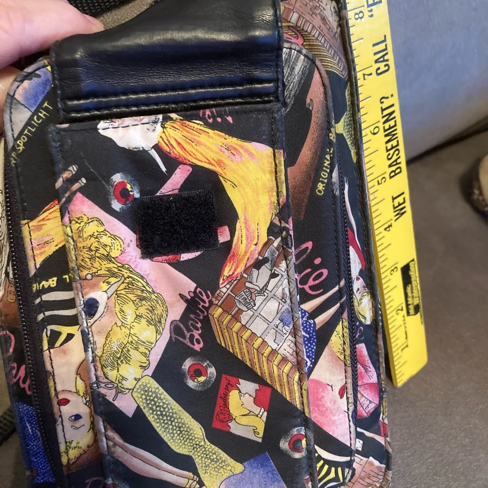 Cross Body Bag w adjustable strap